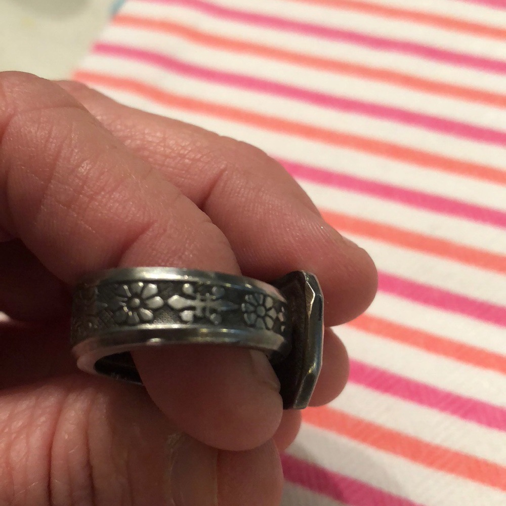 Handmade spoon ring - Picture 2 of 3